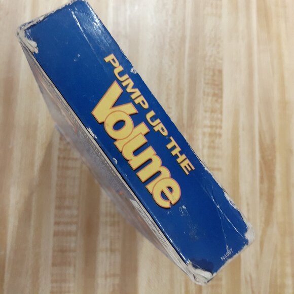 Pump Up the Volume 1990 VHS Christian Slater Samantha Mathis Seth Green Zappa - Picture 7 of 12